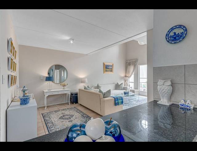 3 BEDROOM APARTMENT FOR SALE IN MORNINGSIDE